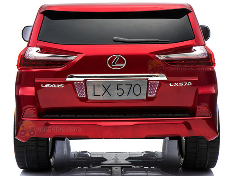 Xe điện trẻ em 2 chỗ ngồi LX-570 với Logo bản quyền sau xe